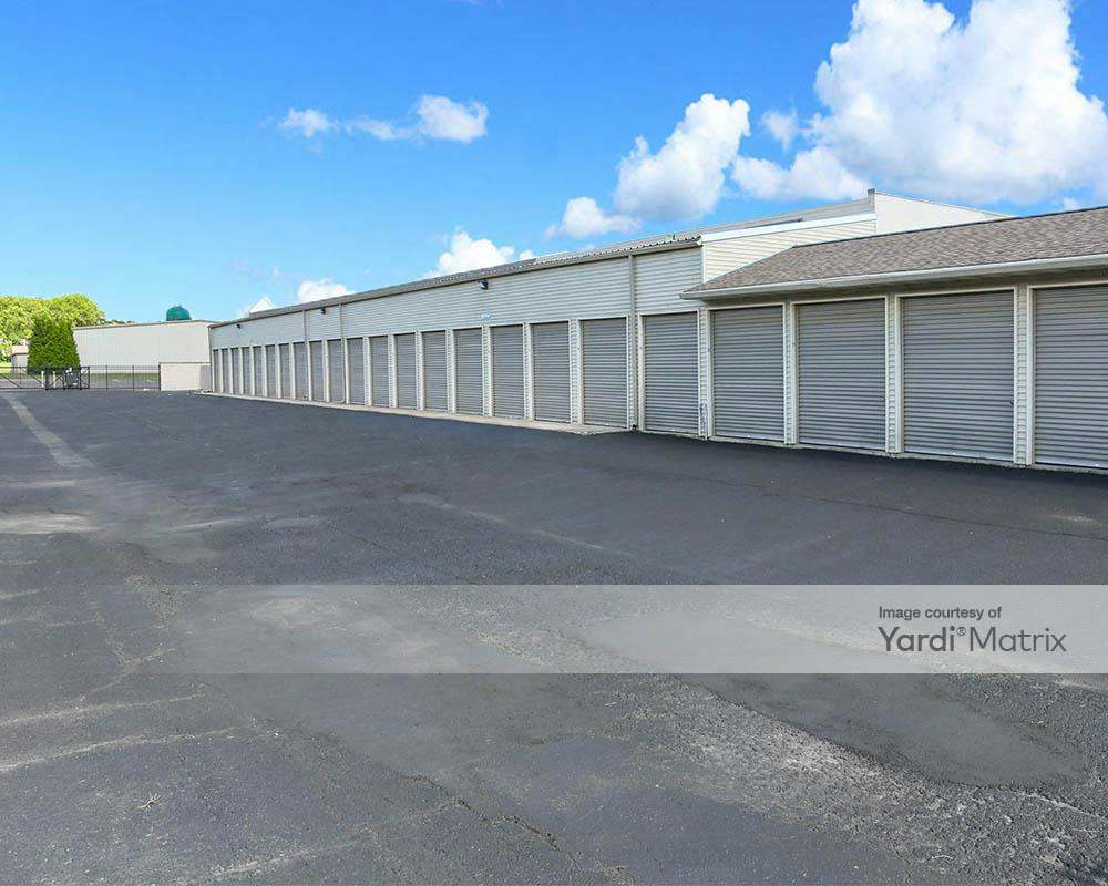 Greenville West Self Storage 301 South Maplewood Street, Greenville